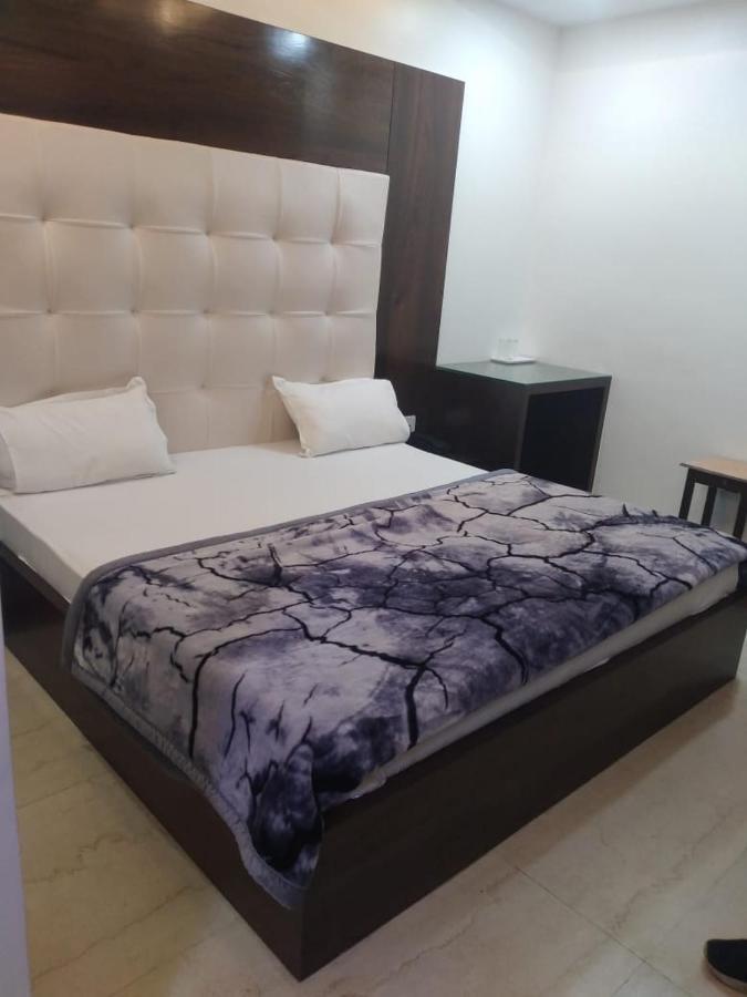 Hotel Uday Raj By Wb Inn Agra  Extérieur photo